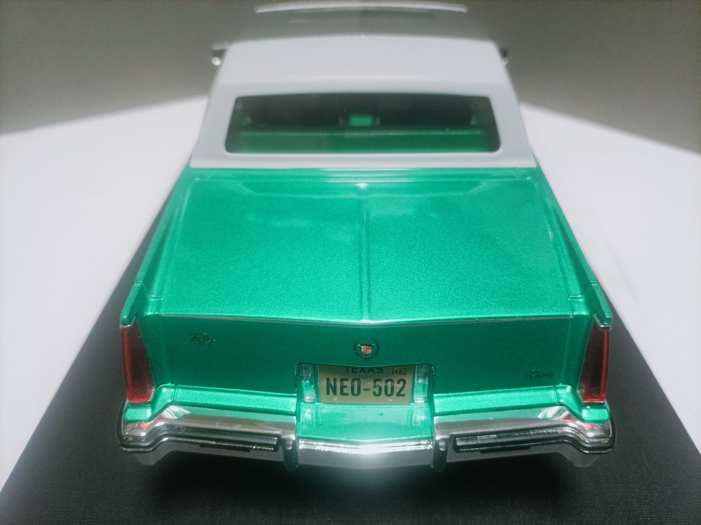 b5091e7c-4942-4318-9d85-0507c753c43f