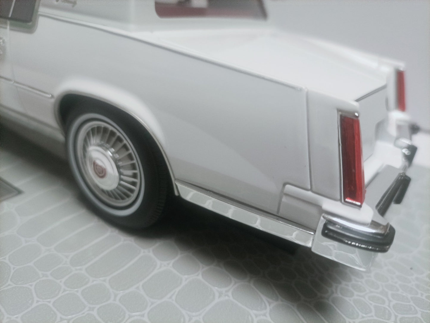 6da7bf61-3157-4489-8ea0-f17ce58ca04b