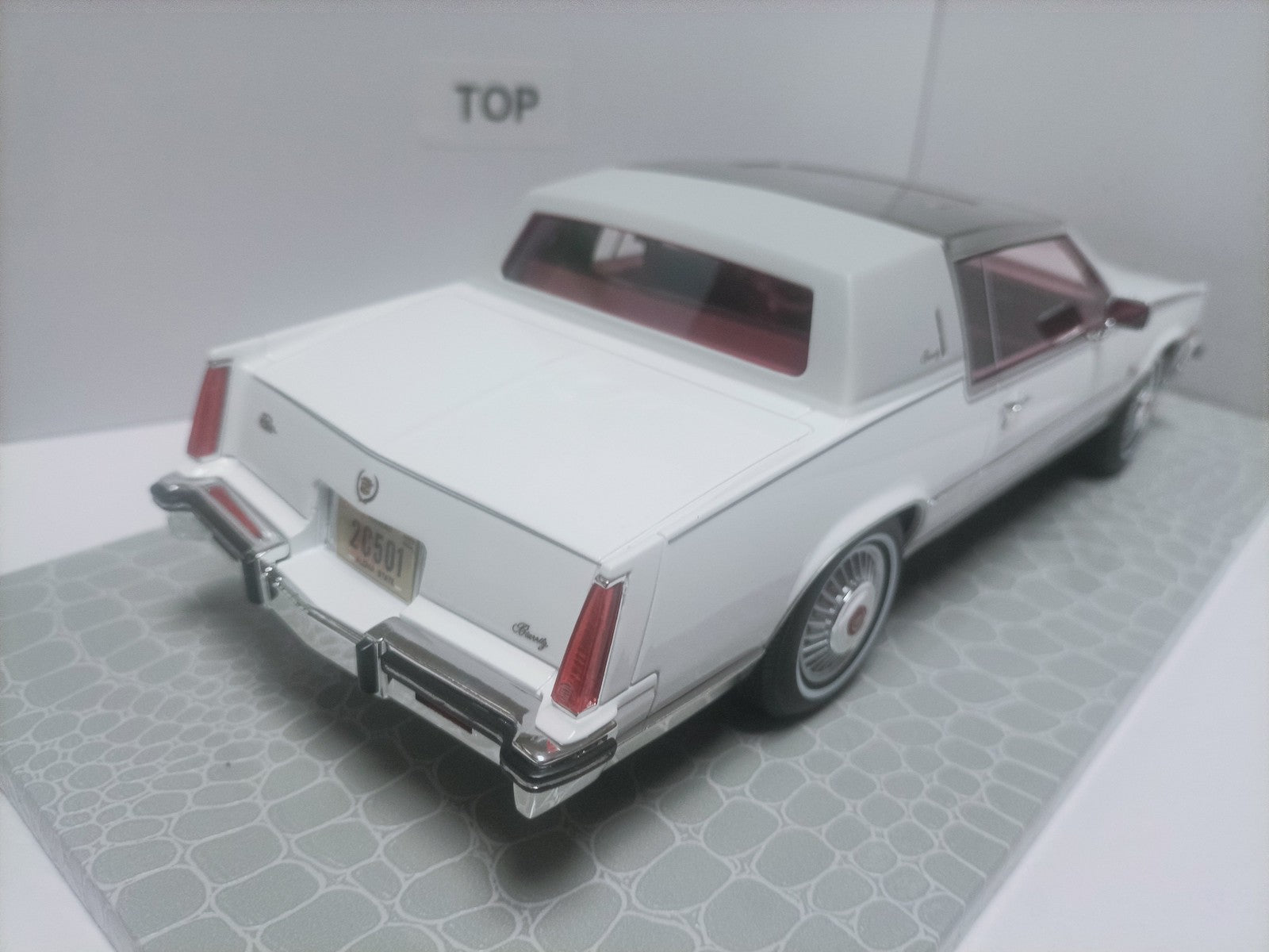 e9f592e7-fd19-4eb8-a6f4-5efb44177807