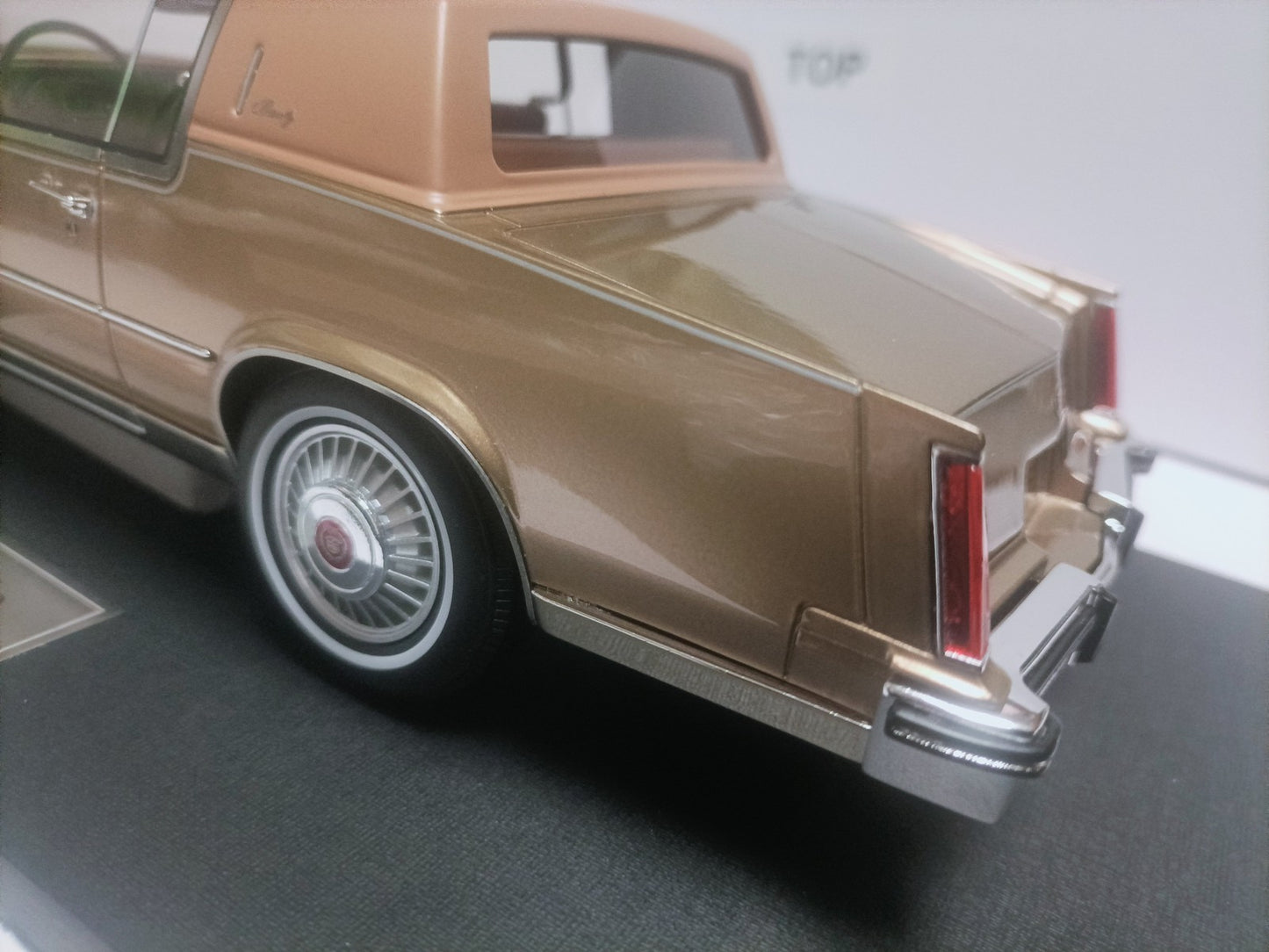 fdb6429c-712d-4252-96bd-dbf7478e0d54