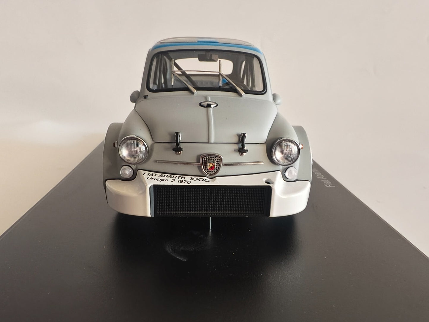 3e28ef2b-66f9-4c18-9481-2cb6489bef39